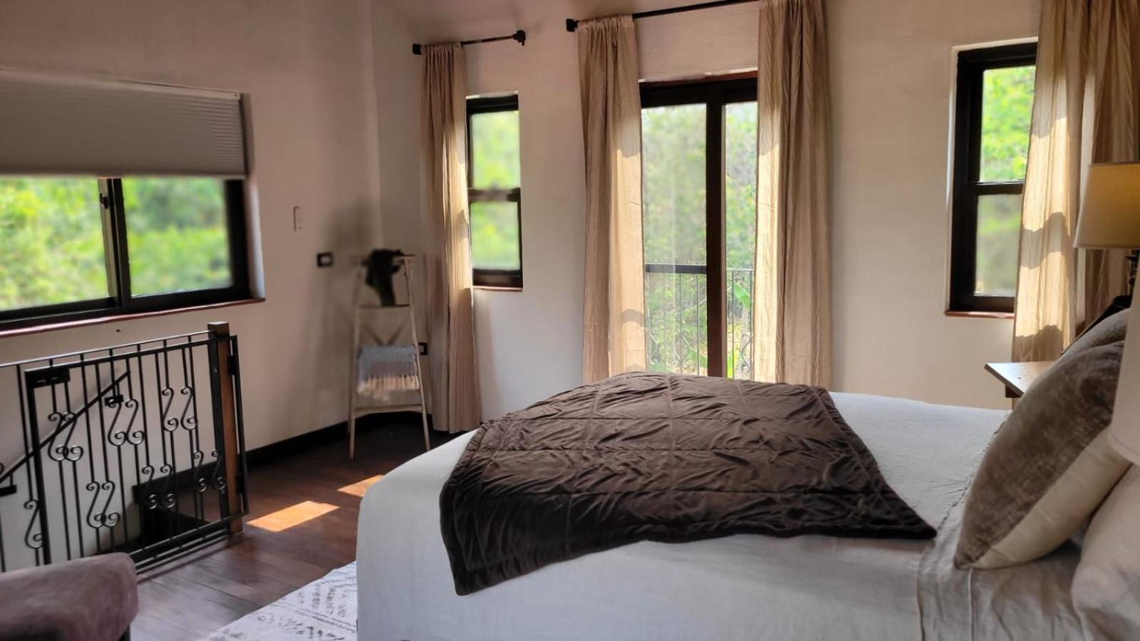 Sattva Land Hotel Белмопан Екстериор снимка